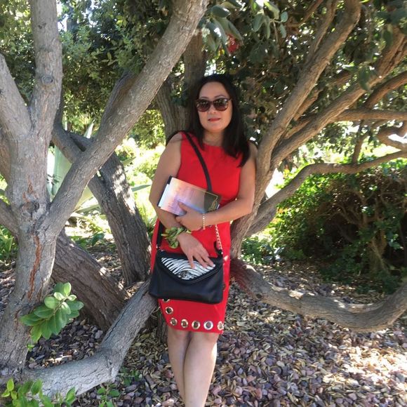 Meet your Posher, Sophia - Picture 1 of 1